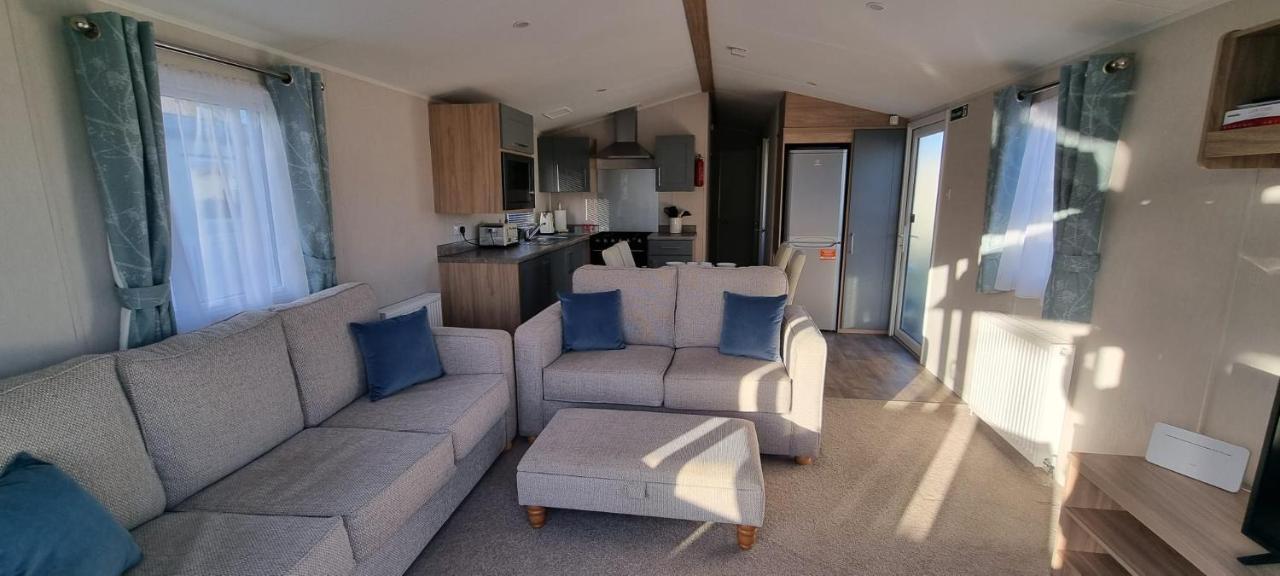 Parkview Caravan California Cliffs Great Yarmouth Buitenkant foto