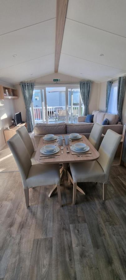 Parkview Caravan California Cliffs Great Yarmouth Buitenkant foto