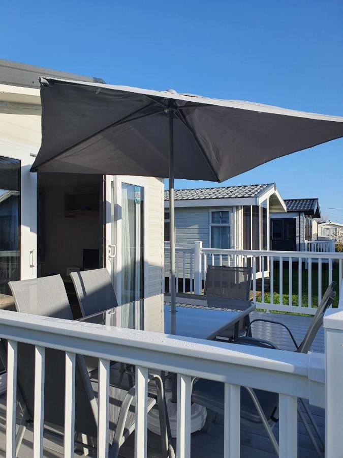 Parkview Caravan California Cliffs Great Yarmouth Buitenkant foto